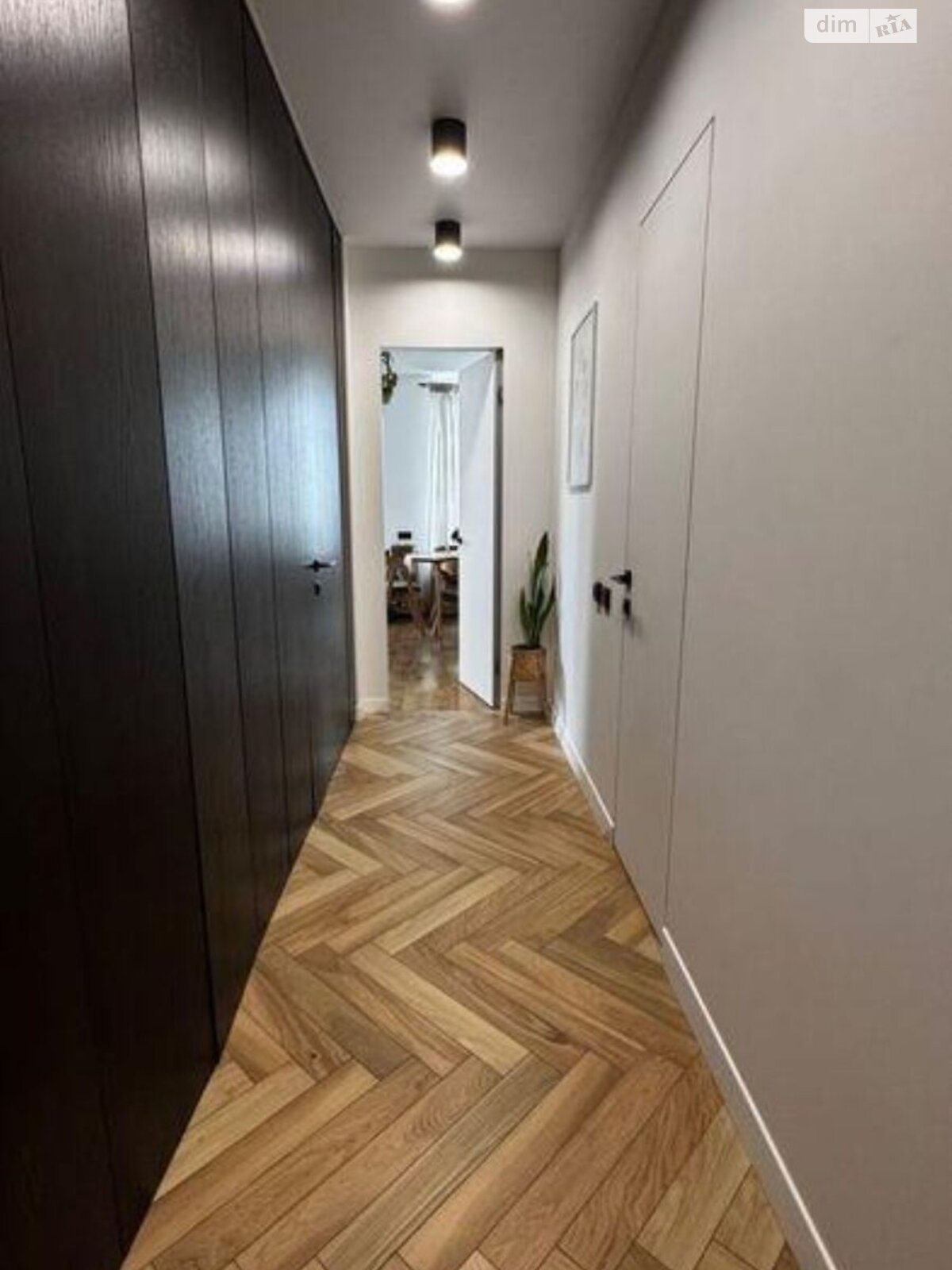 Продажа двухкомнатной квартиры в Киеве, на ул. Каховская 62, район Никольская Слободка фото 1 Продажа двухкомнатной квартиры в Киеве, на ул. Каховская 62, район Никольская Слободка фото 1