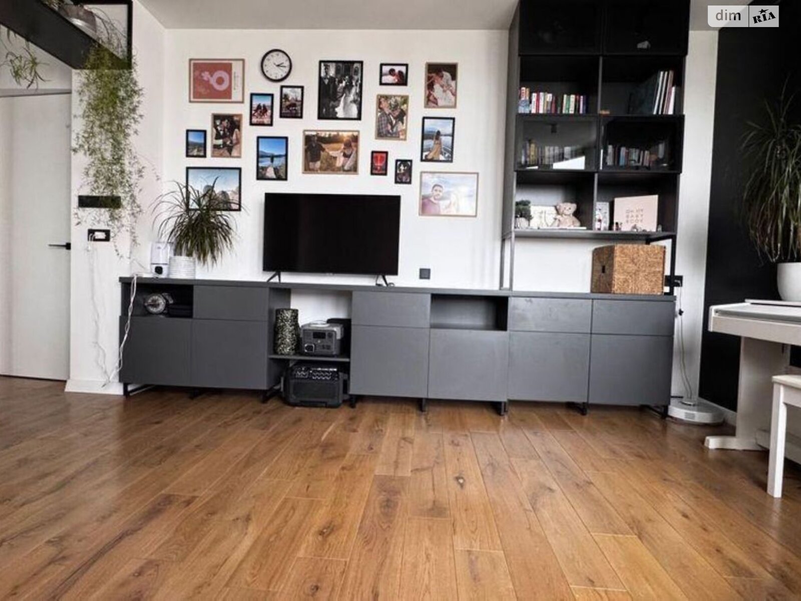 Продажа двухкомнатной квартиры в Киеве, на ул. Каховская 62, район Никольская Слободка фото 1 Продажа двухкомнатной квартиры в Киеве, на ул. Каховская 62, район Никольская Слободка фото 1