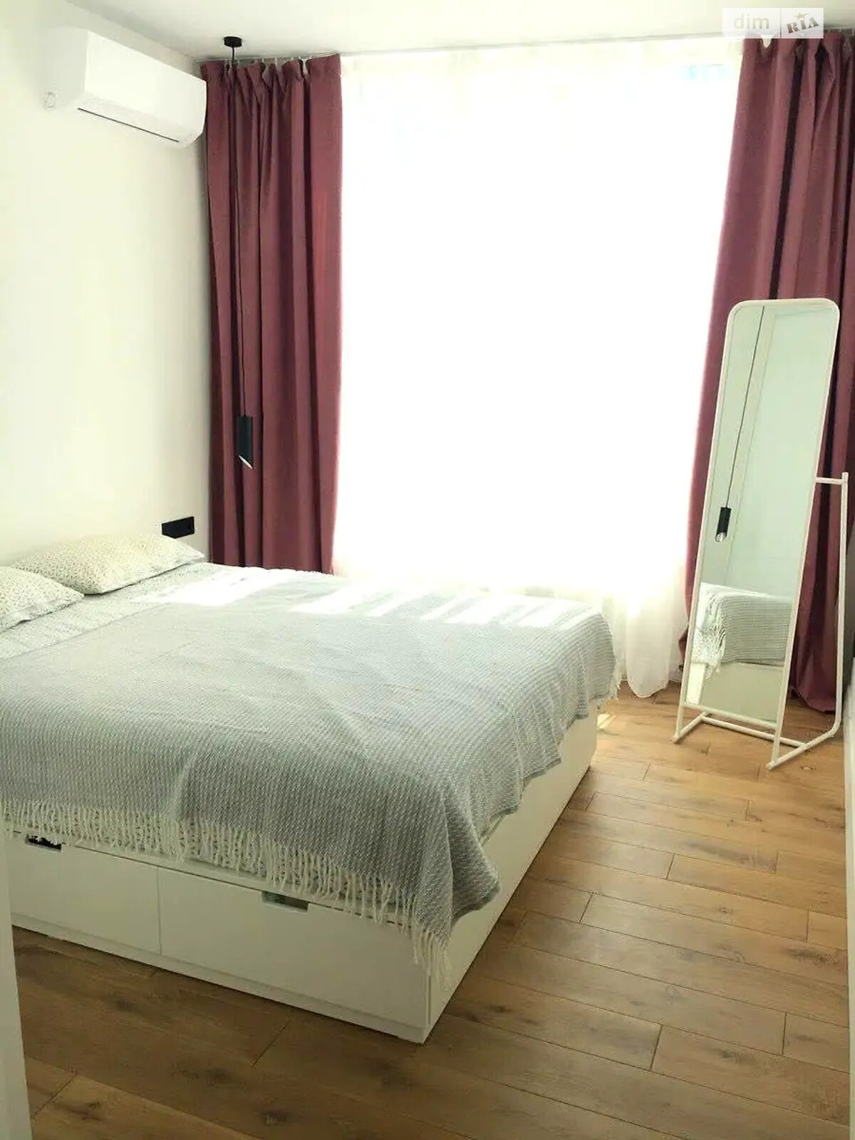 Продажа двухкомнатной квартиры в Киеве, на ул. Каховская 62, район Никольская Слободка фото 1 Продажа двухкомнатной квартиры в Киеве, на ул. Каховская 62, район Никольская Слободка фото 1