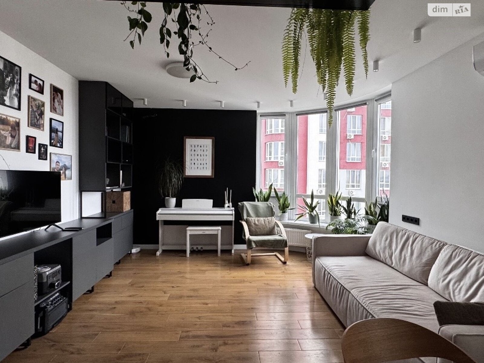 Продажа двухкомнатной квартиры в Киеве, на ул. Каховская 62, район Никольская Слободка фото 1 Продажа двухкомнатной квартиры в Киеве, на ул. Каховская 62, район Никольская Слободка фото 1