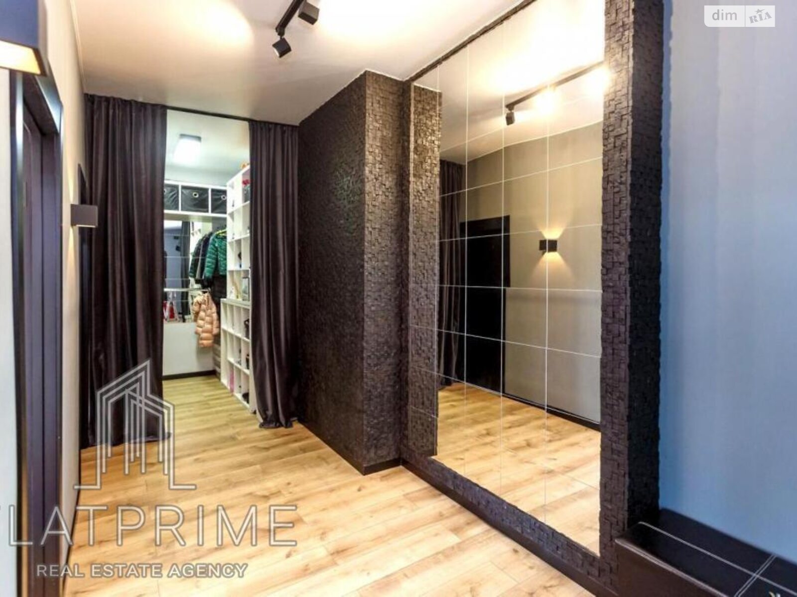 Продажа двухкомнатной квартиры в Киеве, на ул. Каховская 62А, район Никольская Слободка фото 1