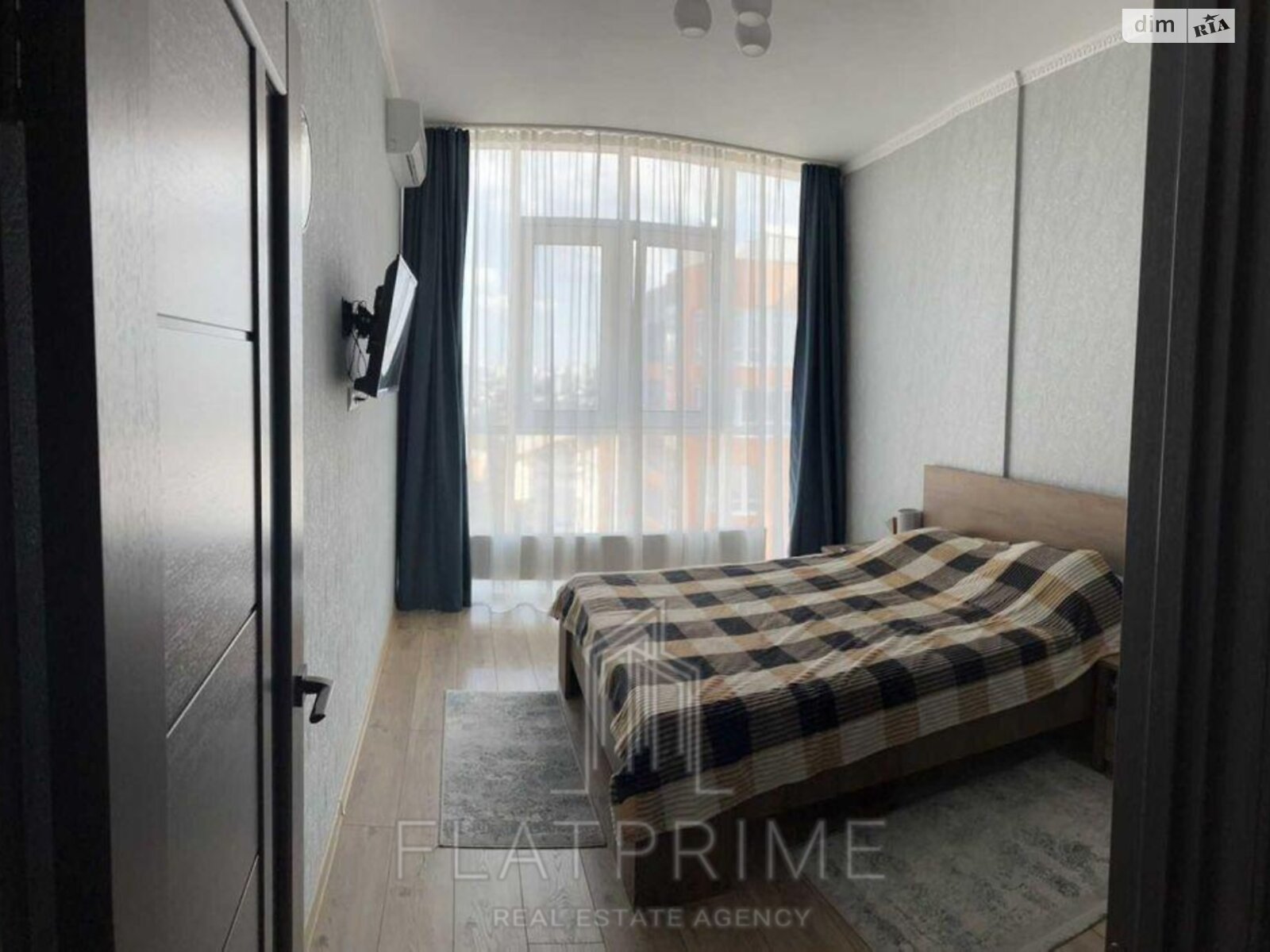 Продажа трехкомнатной квартиры в Киеве, на ул. Каховская 60, район Никольская Слободка фото 1