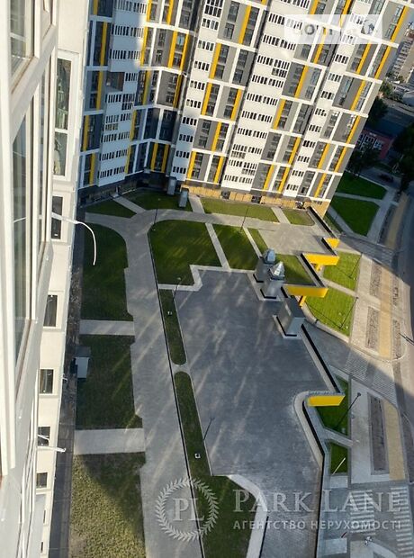 Продажа трехкомнатной квартиры в Киеве, на ул. Никольско-Слободская 8, район Никольская Слободка фото 1 Продажа трехкомнатной квартиры в Киеве, на ул. Никольско-Слободская 8, район Никольская Слободка фото 1
