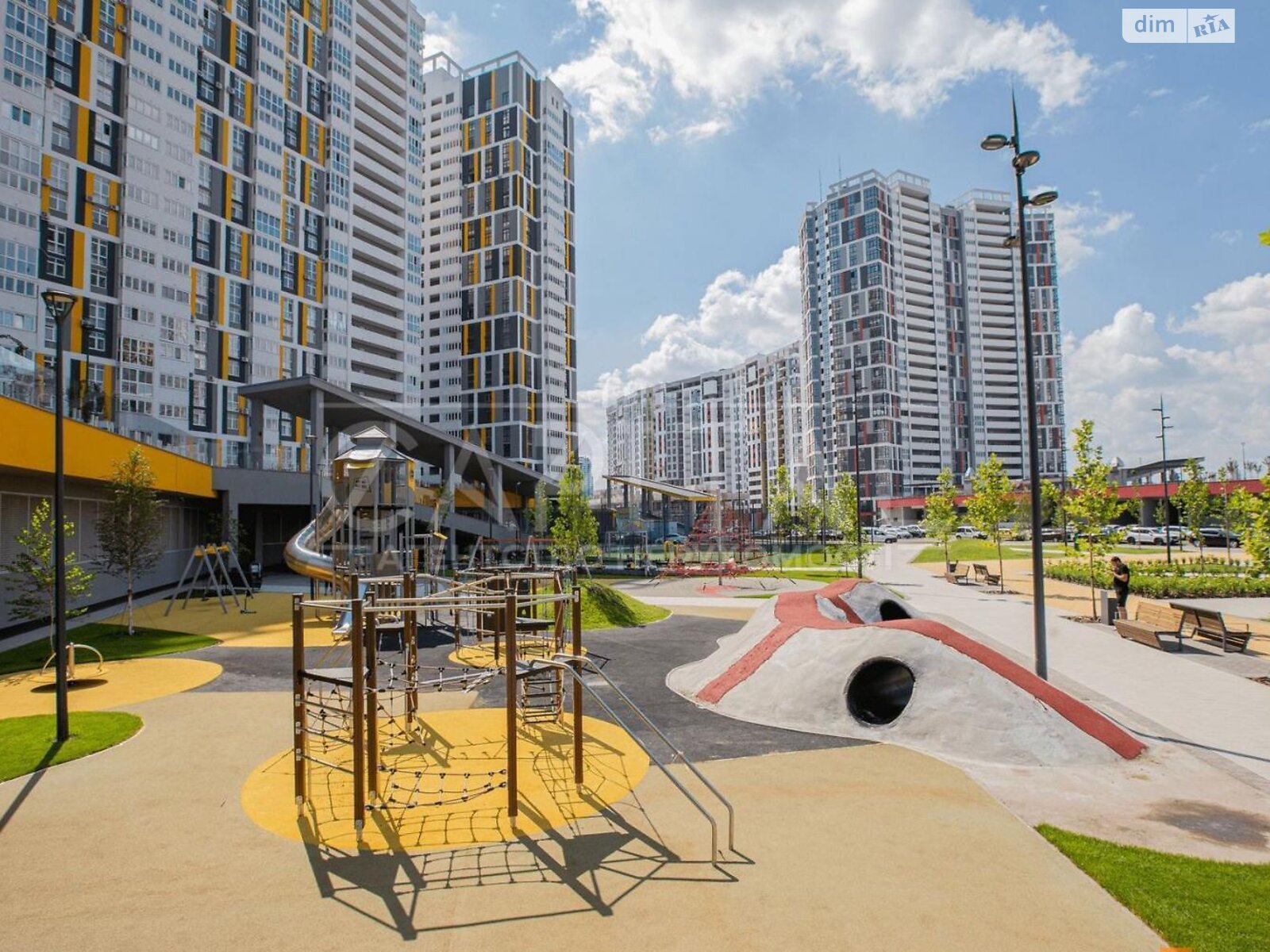 Продаж трикімнатної квартири в Києві, на вул. Микільсько-Слобідська 15, район Микільська Слобідка фото 1 Продаж трикімнатної квартири в Києві, на вул. Микільсько-Слобідська 15, район Микільська Слобідка фото 1