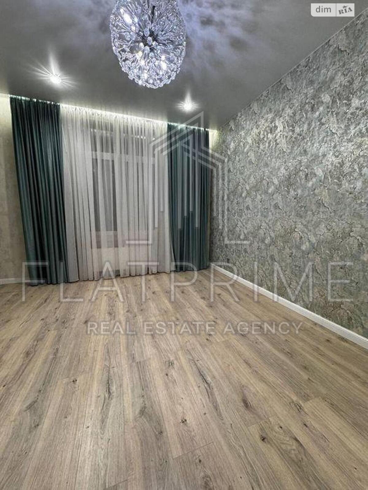 Продажа двухкомнатной квартиры в Киеве, на ул. Никольско-Слободская 8, район Никольская Слободка фото 1 Продажа двухкомнатной квартиры в Киеве, на ул. Никольско-Слободская 8, район Никольская Слободка фото 1