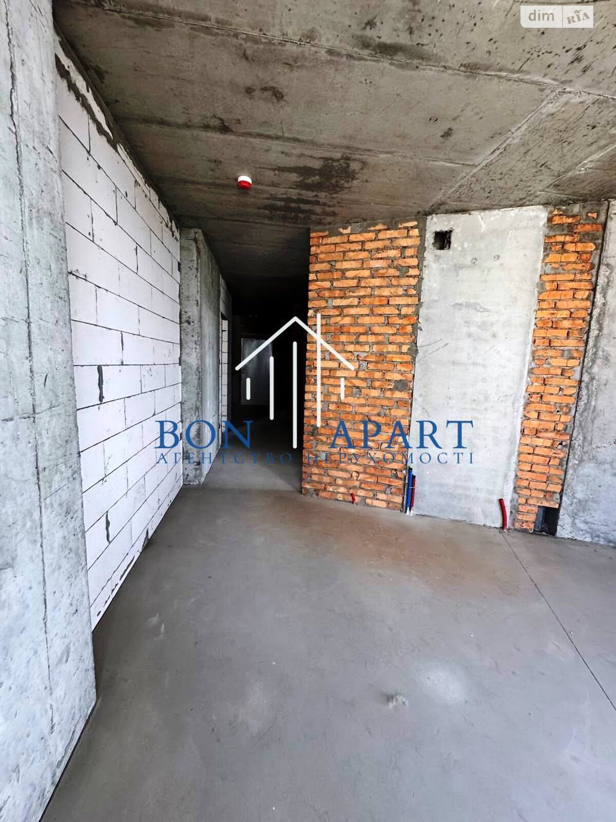 Продаж трикімнатної квартири в Києві, на вул. Микільсько-Слобідська 13, район Микільська Слобідка фото 1 Продаж трикімнатної квартири в Києві, на вул. Микільсько-Слобідська 13, район Микільська Слобідка фото 1