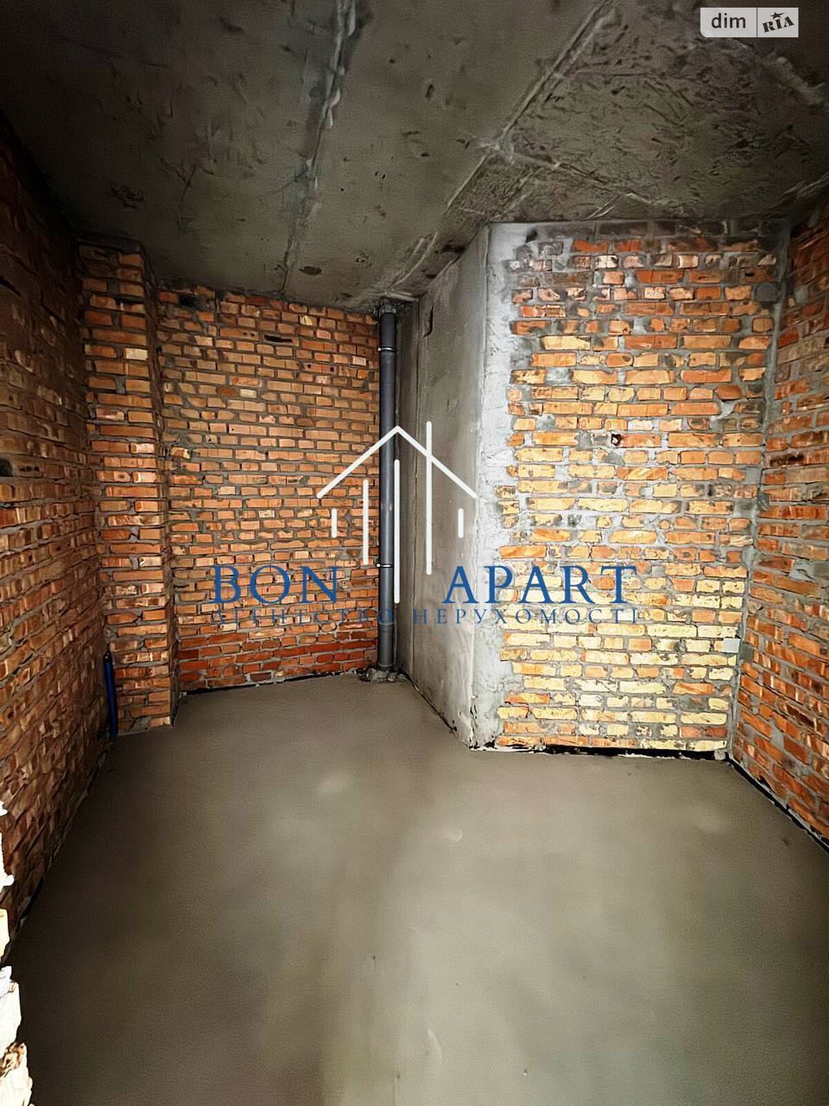 Продаж трикімнатної квартири в Києві, на вул. Микільсько-Слобідська 13, район Микільська Слобідка фото 1 Продаж трикімнатної квартири в Києві, на вул. Микільсько-Слобідська 13, район Микільська Слобідка фото 1