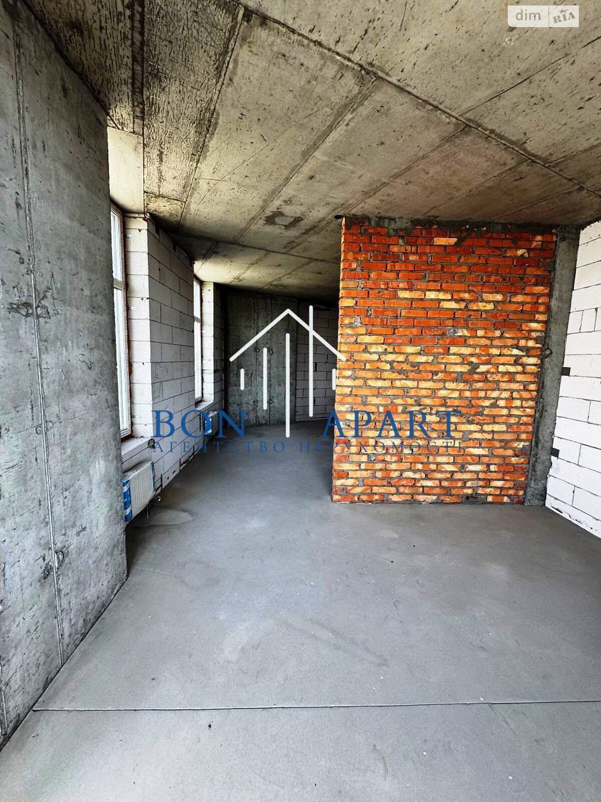 Продаж трикімнатної квартири в Києві, на вул. Микільсько-Слобідська 13, район Микільська Слобідка фото 1 Продаж трикімнатної квартири в Києві, на вул. Микільсько-Слобідська 13, район Микільська Слобідка фото 1