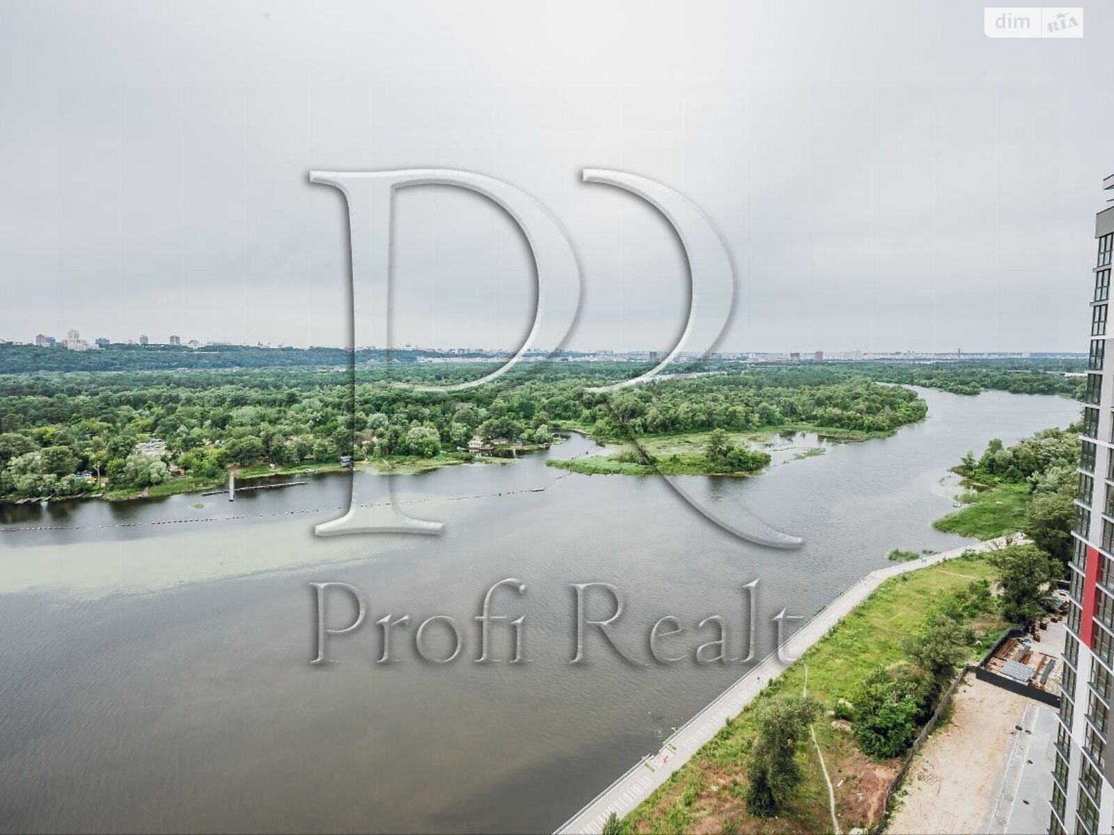 Продаж трикімнатної квартири в Києві, на вул. Микільсько-Слобідська 15, район Микільська Слобідка фото 1 Продаж трикімнатної квартири в Києві, на вул. Микільсько-Слобідська 15, район Микільська Слобідка фото 1
