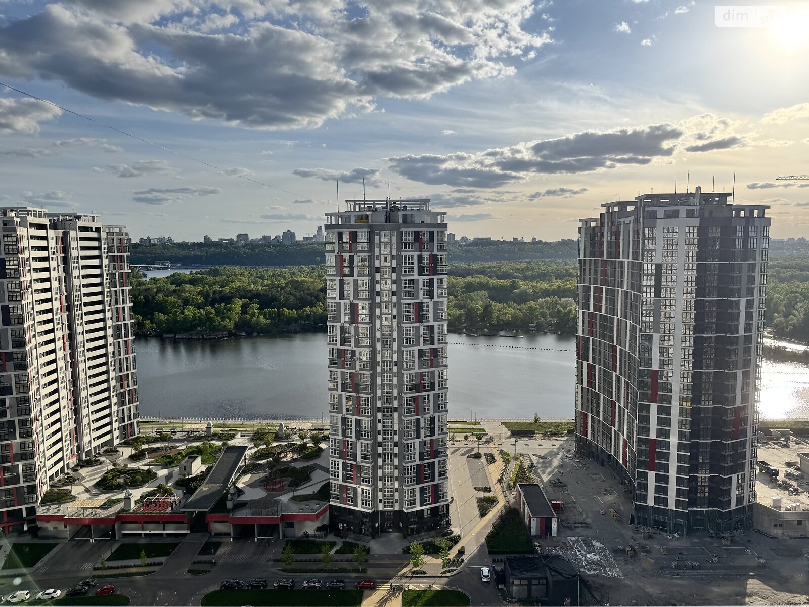 Продажа двухкомнатной квартиры в Киеве, на ул. Никольско-Слободская 10, район Никольская Слободка фото 1 Продажа двухкомнатной квартиры в Киеве, на ул. Никольско-Слободская 10, район Никольская Слободка фото 1
