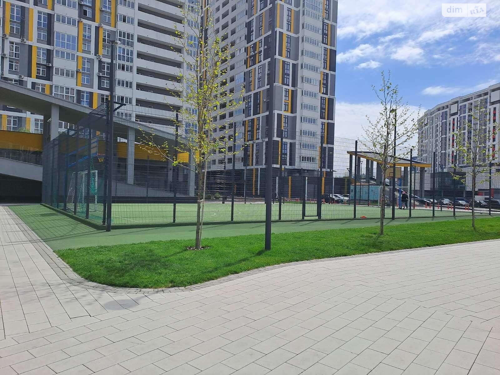 Продаж трикімнатної квартири в Києві, на вул. Микільсько-Слобідська 10, район Микільська Слобідка фото 1 Продаж трикімнатної квартири в Києві, на вул. Микільсько-Слобідська 10, район Микільська Слобідка фото 1