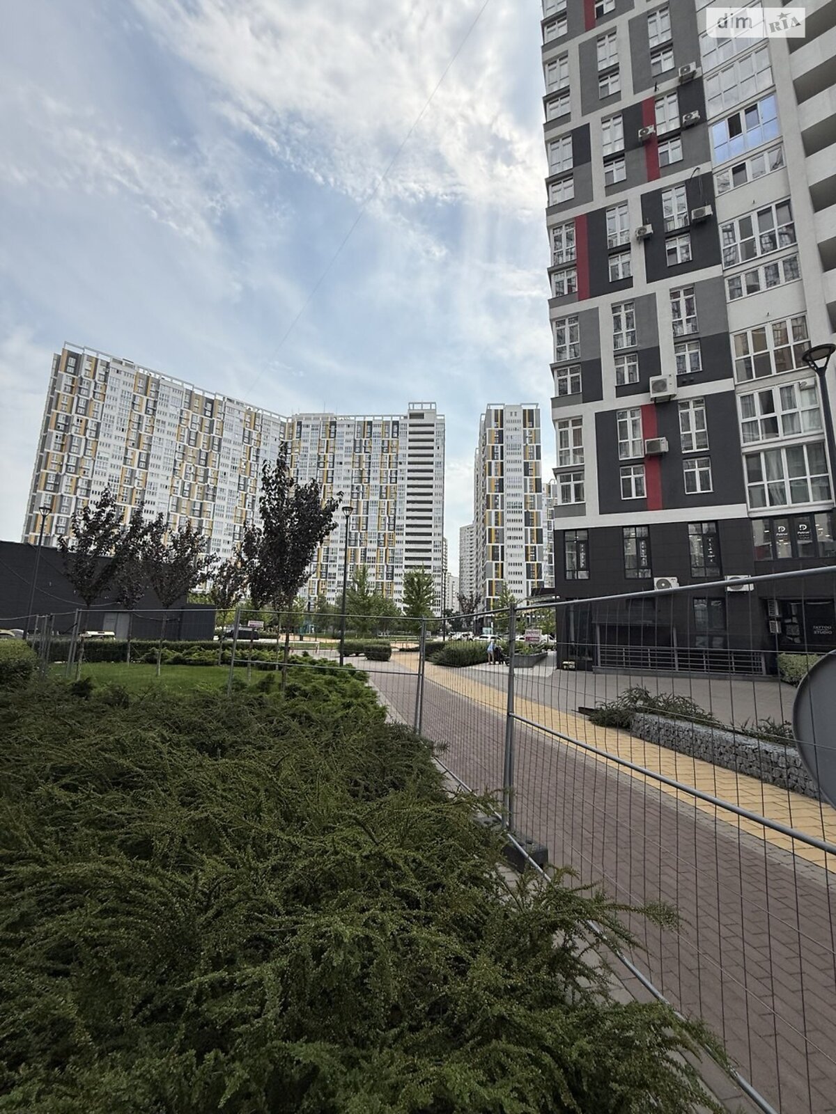 Продажа двухкомнатной квартиры в Киеве, на ул. Никольско-Слободская 10, район Никольская Слободка фото 1 Продажа двухкомнатной квартиры в Киеве, на ул. Никольско-Слободская 10, район Никольская Слободка фото 1