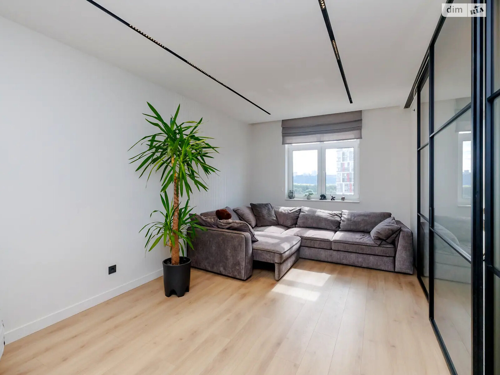 Продаж двокімнатної квартири в Києві, на вул. Микільсько-Слобідська 10, район Микільська Слобідка фото 1 Продаж двокімнатної квартири в Києві, на вул. Микільсько-Слобідська 10, район Микільська Слобідка фото 1