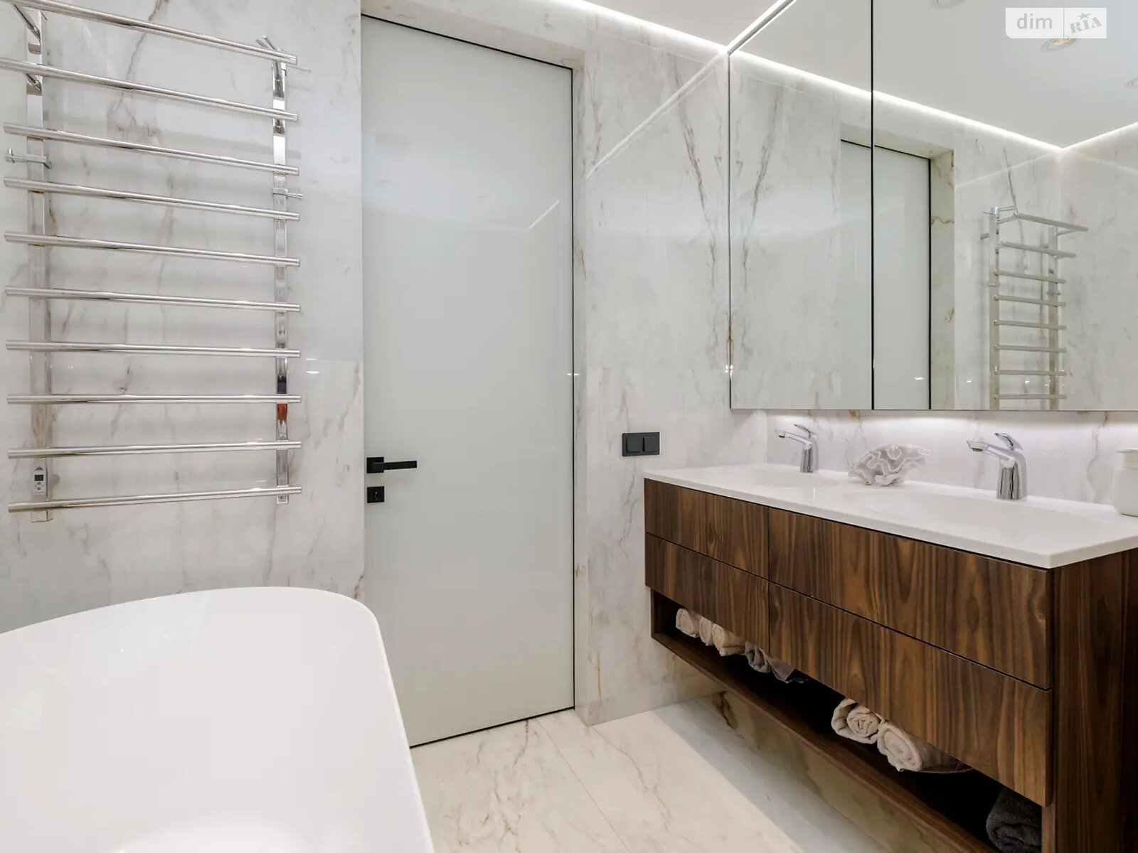 Продаж двокімнатної квартири в Києві, на вул. Микільсько-Слобідська 10, район Микільська Слобідка фото 1 Продаж двокімнатної квартири в Києві, на вул. Микільсько-Слобідська 10, район Микільська Слобідка фото 1