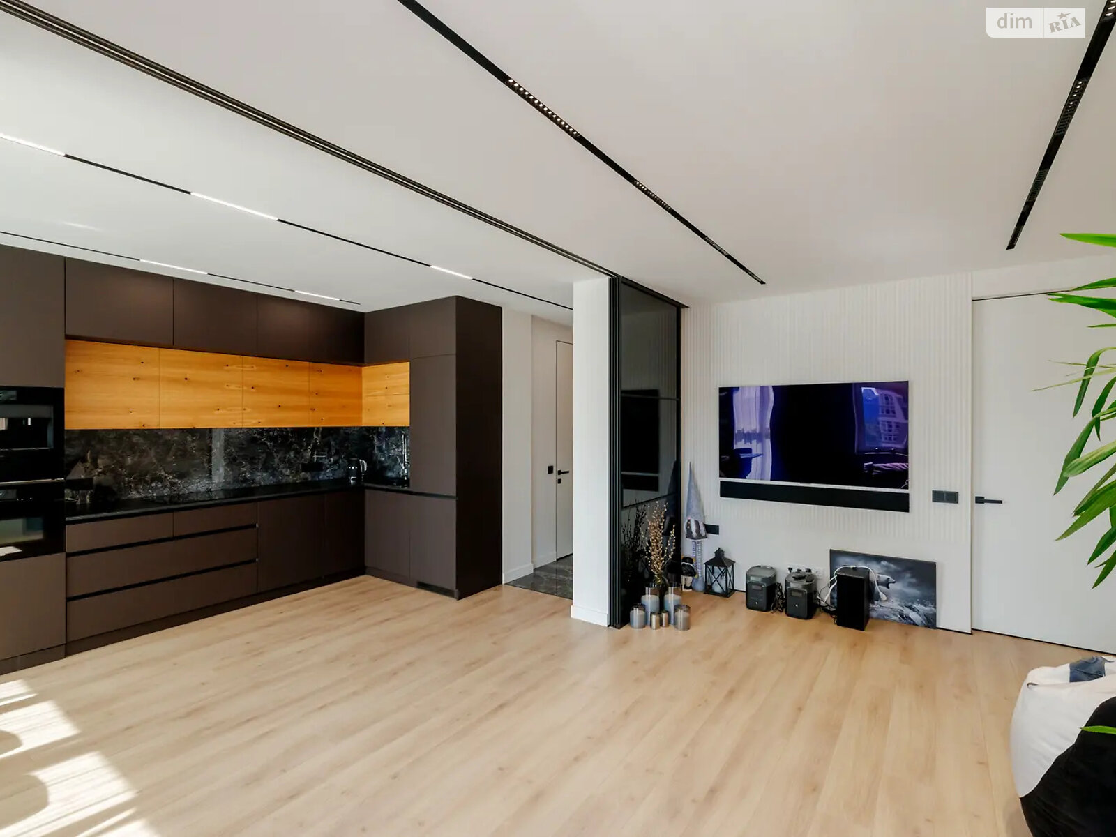 Продаж двокімнатної квартири в Києві, на вул. Микільсько-Слобідська 10, район Микільська Слобідка фото 1 Продаж двокімнатної квартири в Києві, на вул. Микільсько-Слобідська 10, район Микільська Слобідка фото 1