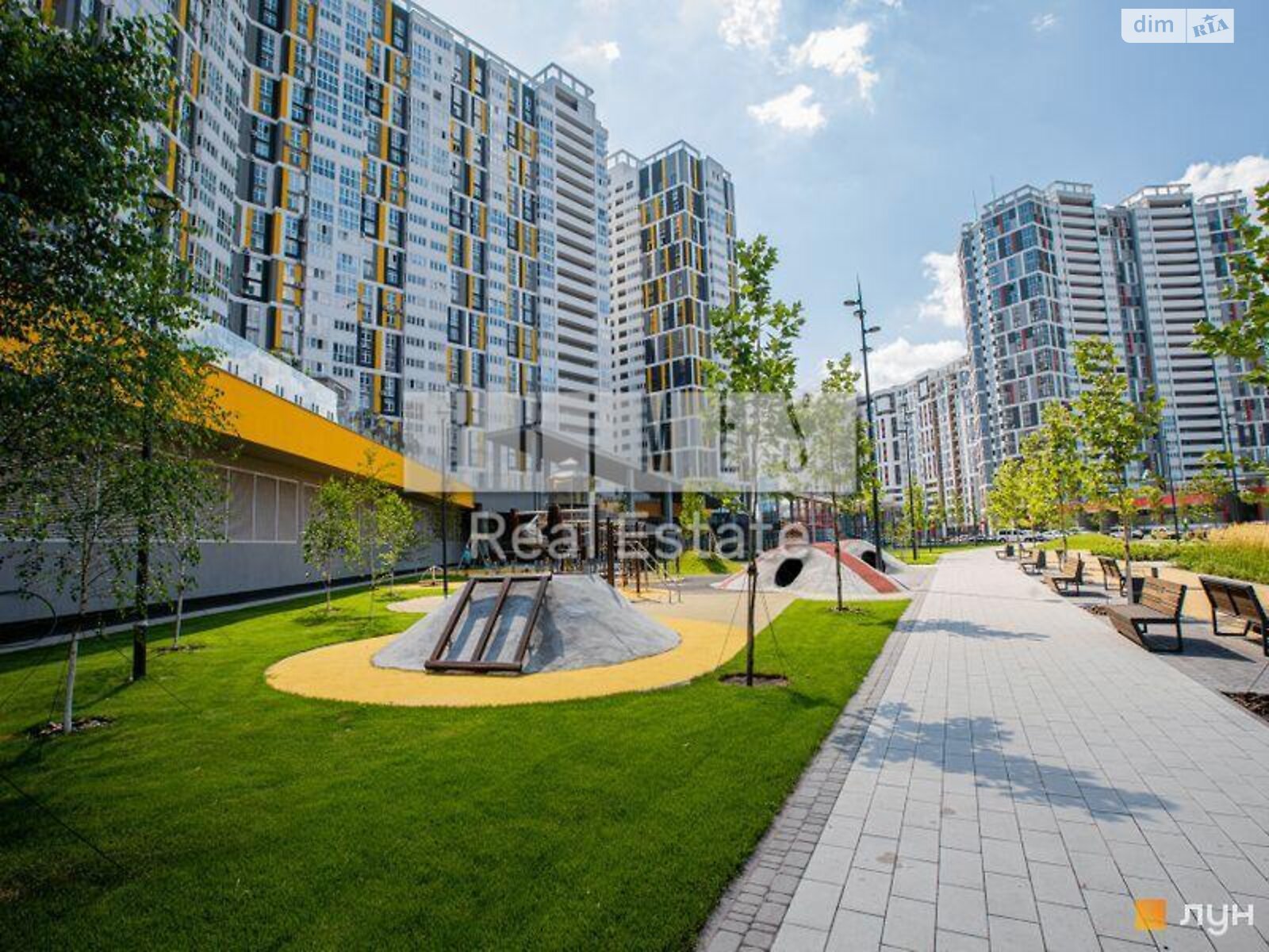 Продажа двухкомнатной квартиры в Киеве, на ул. Никольско-Слободская 10, район Никольская Слободка фото 1