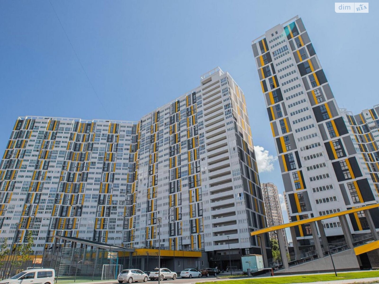 Продажа трехкомнатной квартиры в Киеве, на ул. Никольско-Слободская 15, район Никольская Слободка фото 1