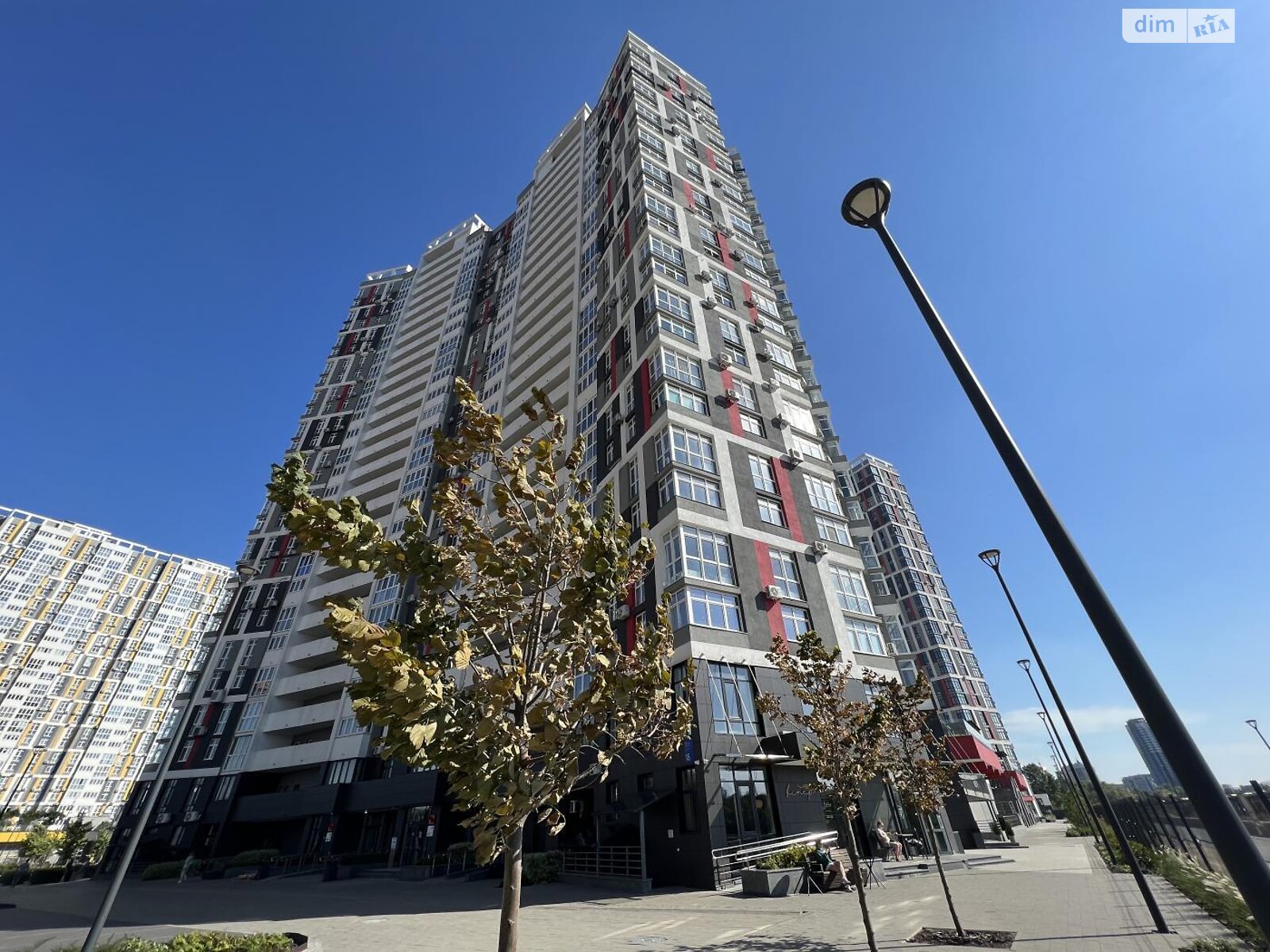 Продажа трехкомнатной квартиры в Киеве, на ул. Никольско-Слободская 15, район Никольская Слободка фото 1