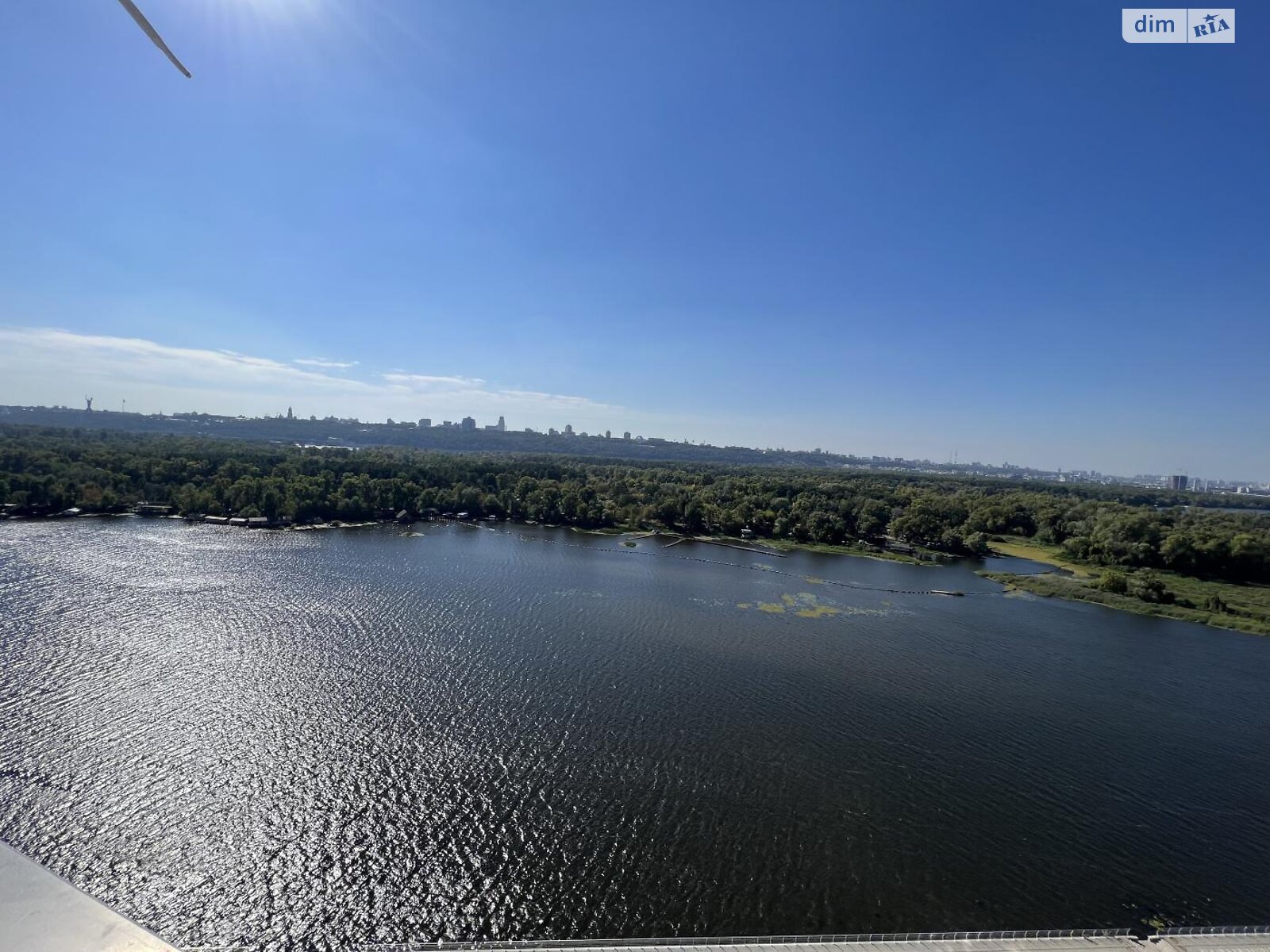 Продажа трехкомнатной квартиры в Киеве, на ул. Никольско-Слободская 15, район Никольская Слободка фото 1