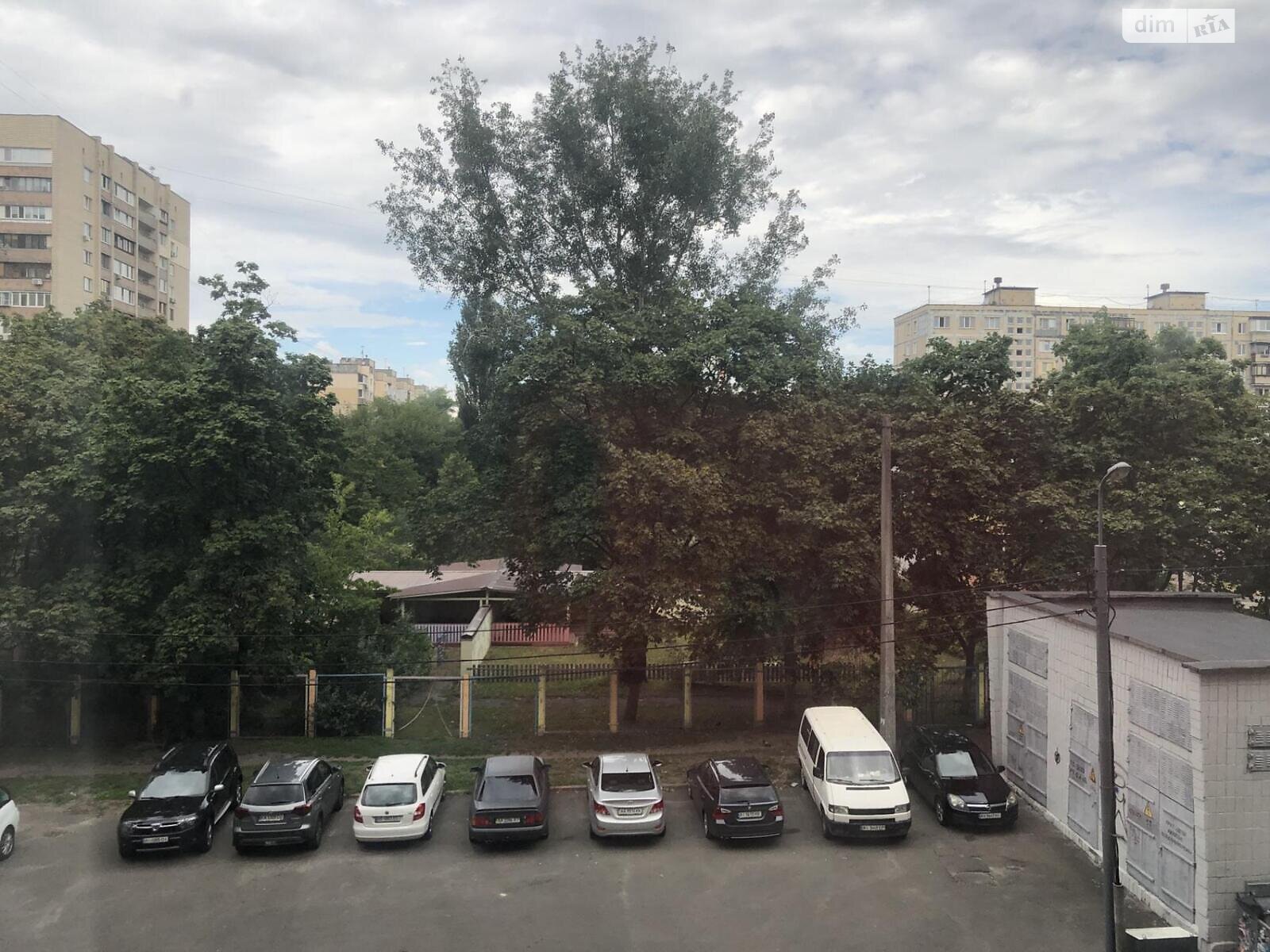 Продажа трехкомнатной квартиры в Киеве, на ул. Всеволода Нестайко 5, район Никольская Слободка фото 1 Продажа трехкомнатной квартиры в Киеве, на ул. Всеволода Нестайко 5, район Никольская Слободка фото 1