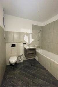 Продаж однокімнатної квартири в Києві, на вул. Микільсько-Слобідська 10, фото 2