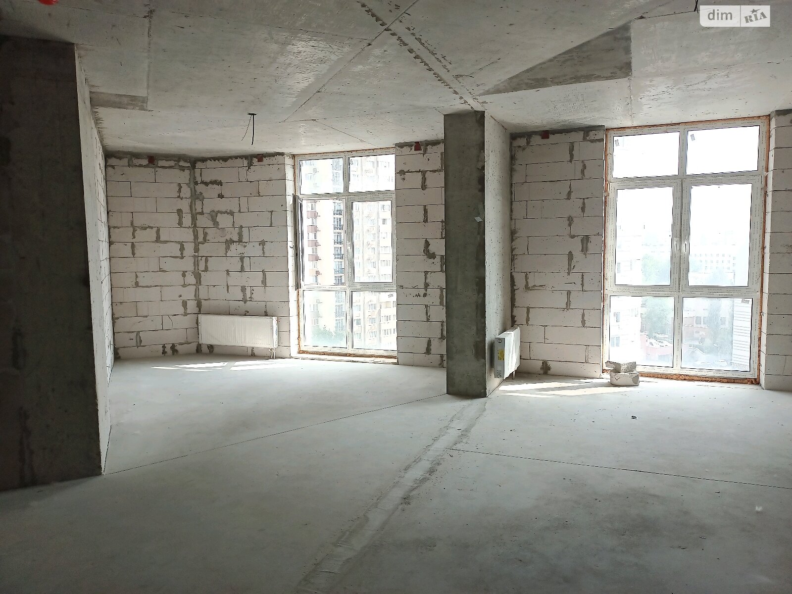 Продажа трехкомнатной квартиры в Киеве, на ул. Никольско-Слободская 8, фото 1 Продажа трехкомнатной квартиры в Киеве, на ул. Никольско-Слободская 8, фото 1