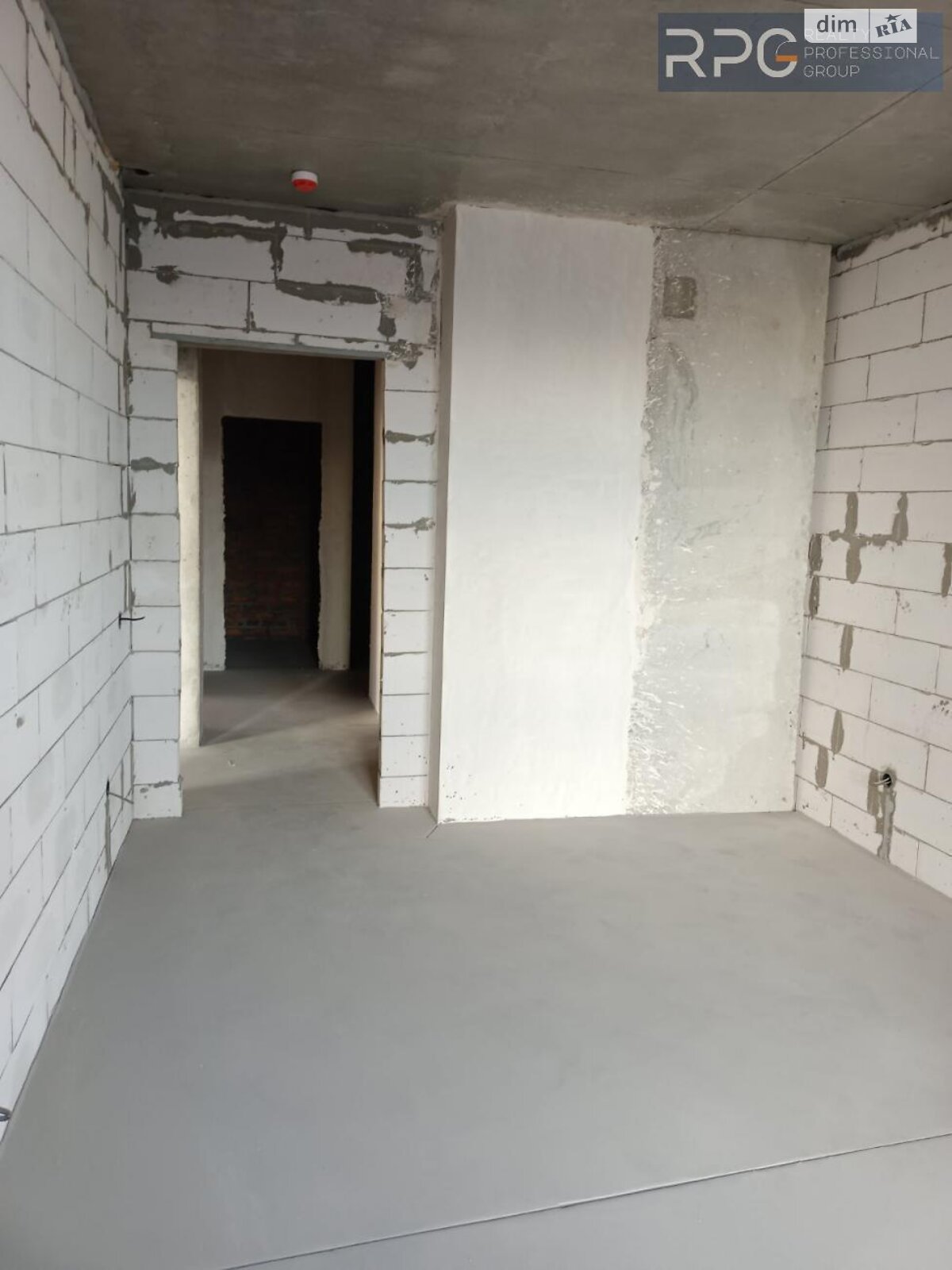 Продаж двокімнатної квартири в Києві, на вул. Микільсько-Слобідська 8, кв. 111, фото 1 Продаж двокімнатної квартири в Києві, на вул. Микільсько-Слобідська 8, кв. 111, фото 1