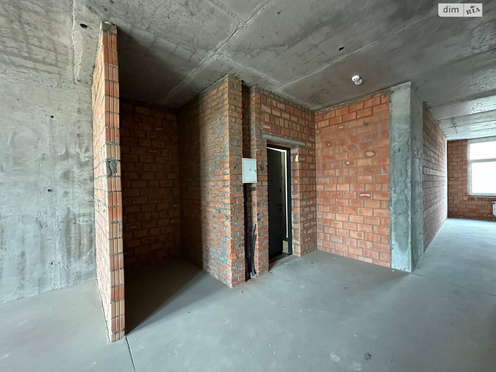 Продаж двокімнатної квартири в Києві, на вул. Микільсько-Слобідська 11, фото 1