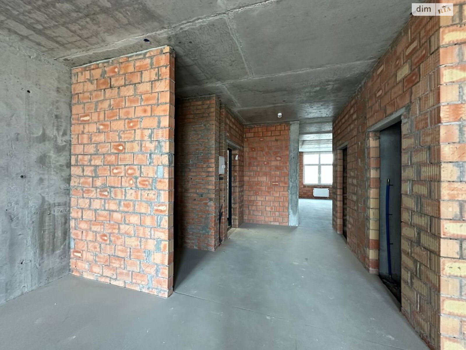 Продаж двокімнатної квартири в Києві, на вул. Микільсько-Слобідська 11, фото 1