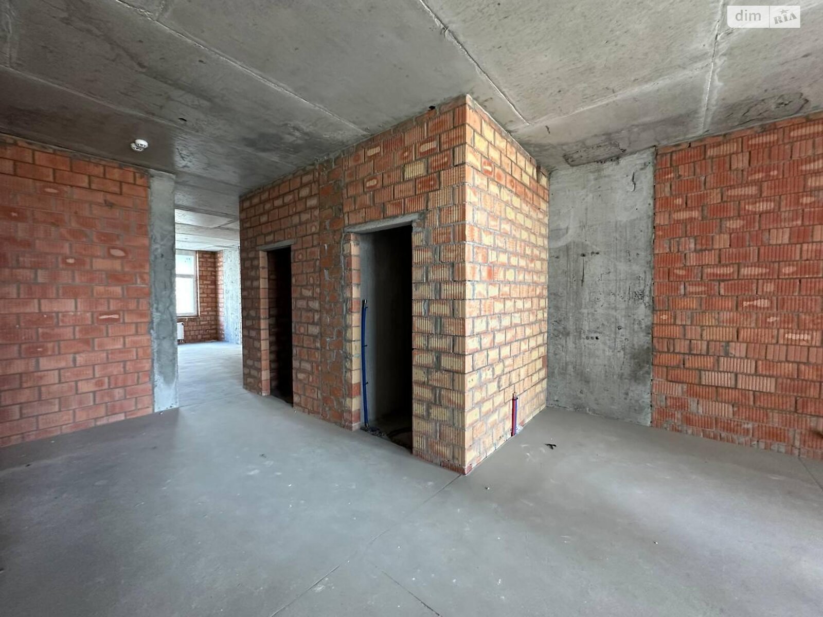 Продаж двокімнатної квартири в Києві, на вул. Микільсько-Слобідська 11, фото 1