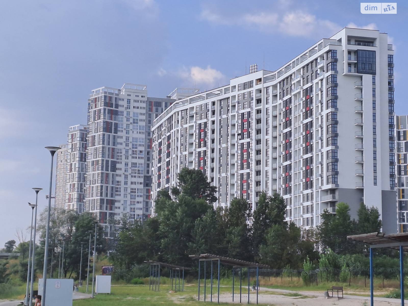 Продаж трикімнатної квартири в Києві, на вул. Микільсько-Слобідська 11, кв. 156, фото 1 Продаж трикімнатної квартири в Києві, на вул. Микільсько-Слобідська 11, кв. 156, фото 1