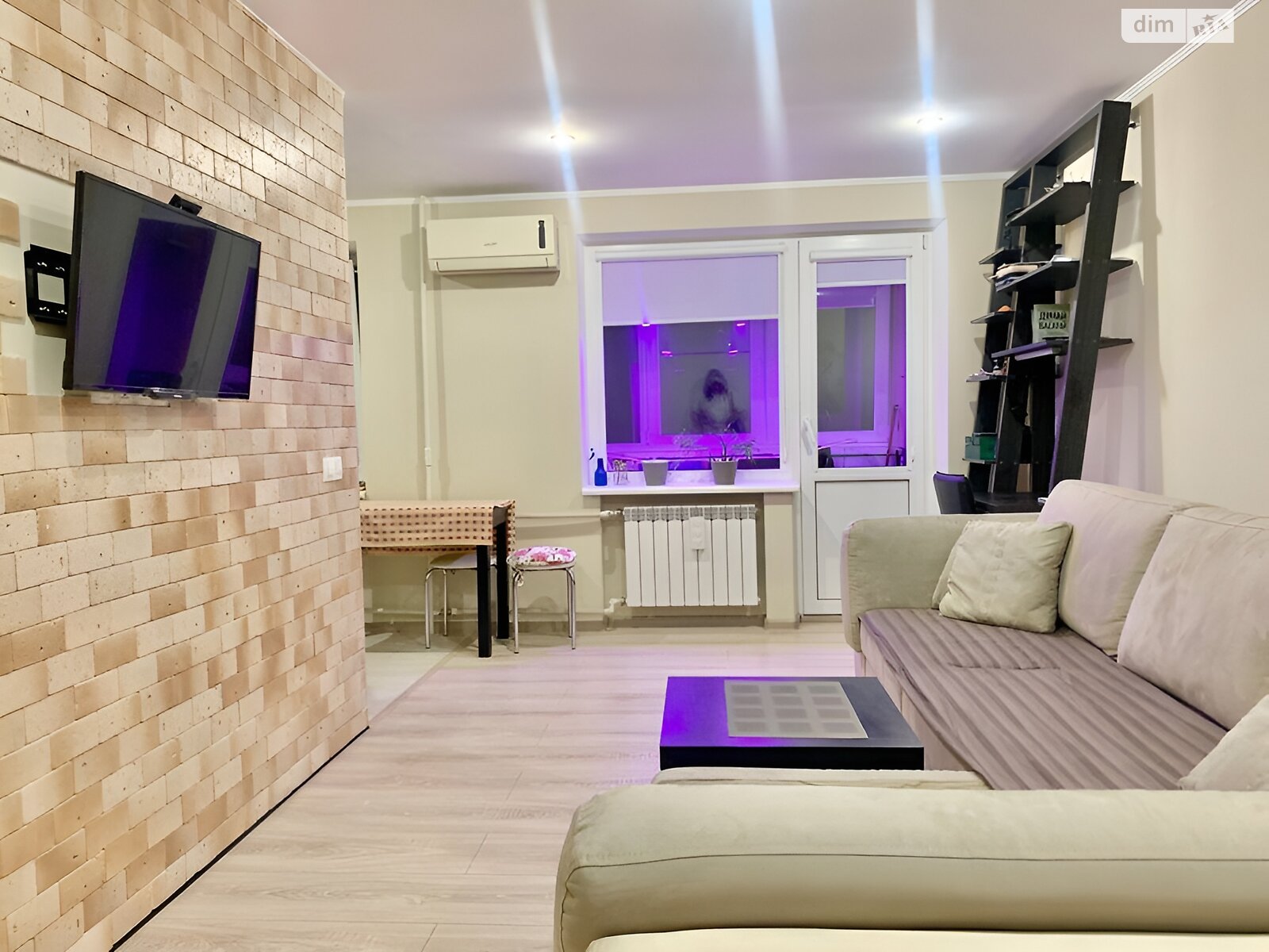 Продаж трикімнатної квартири в Києві, на вул. Данила Щербаківського 37, район Нивки фото 1 Продаж трикімнатної квартири в Києві, на вул. Данила Щербаківського 37, район Нивки фото 1
