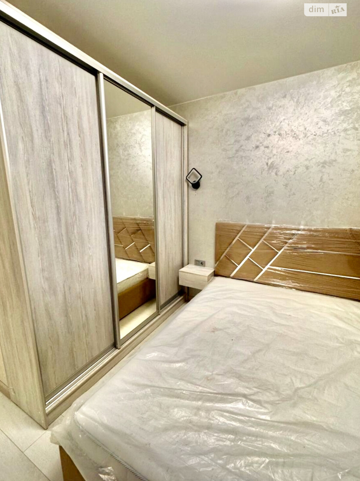 Продаж однокімнатної квартири в Києві, на вул. Данила Щербаківського 52, район Нивки фото 1