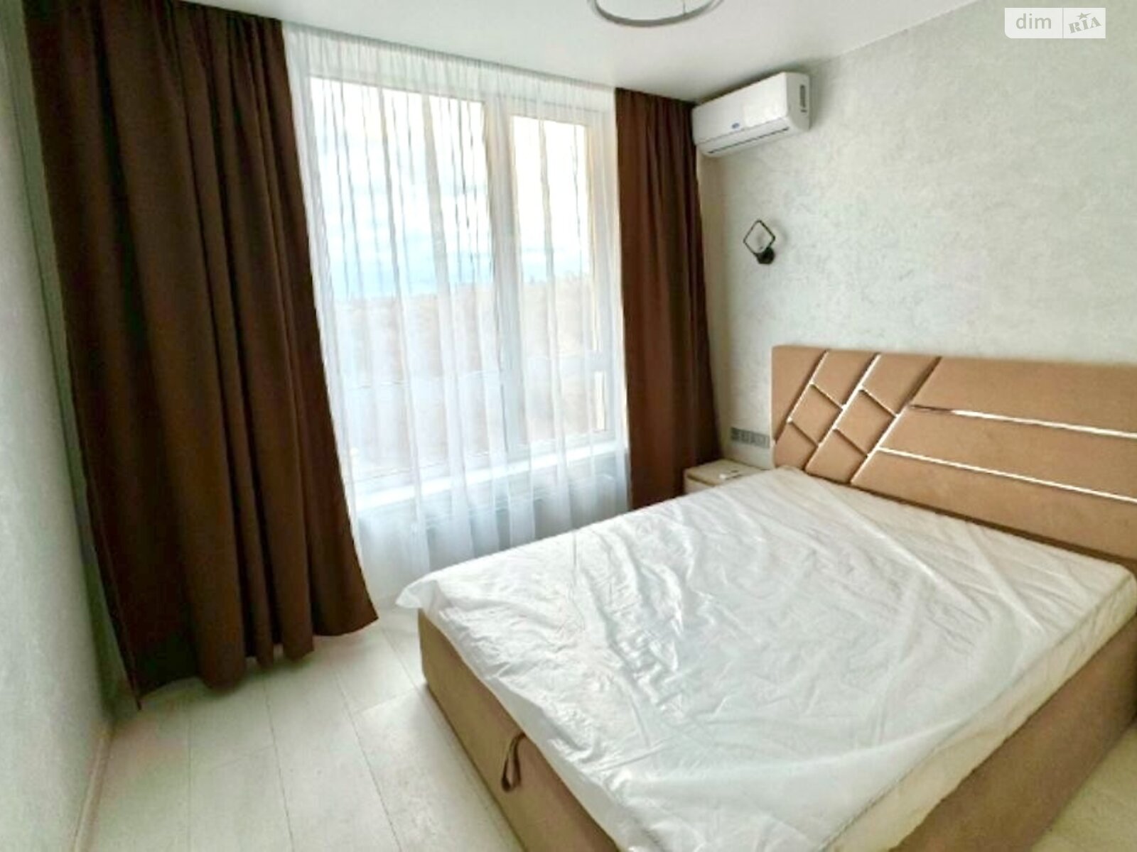 Продаж однокімнатної квартири в Києві, на вул. Данила Щербаківського 52, район Нивки фото 1