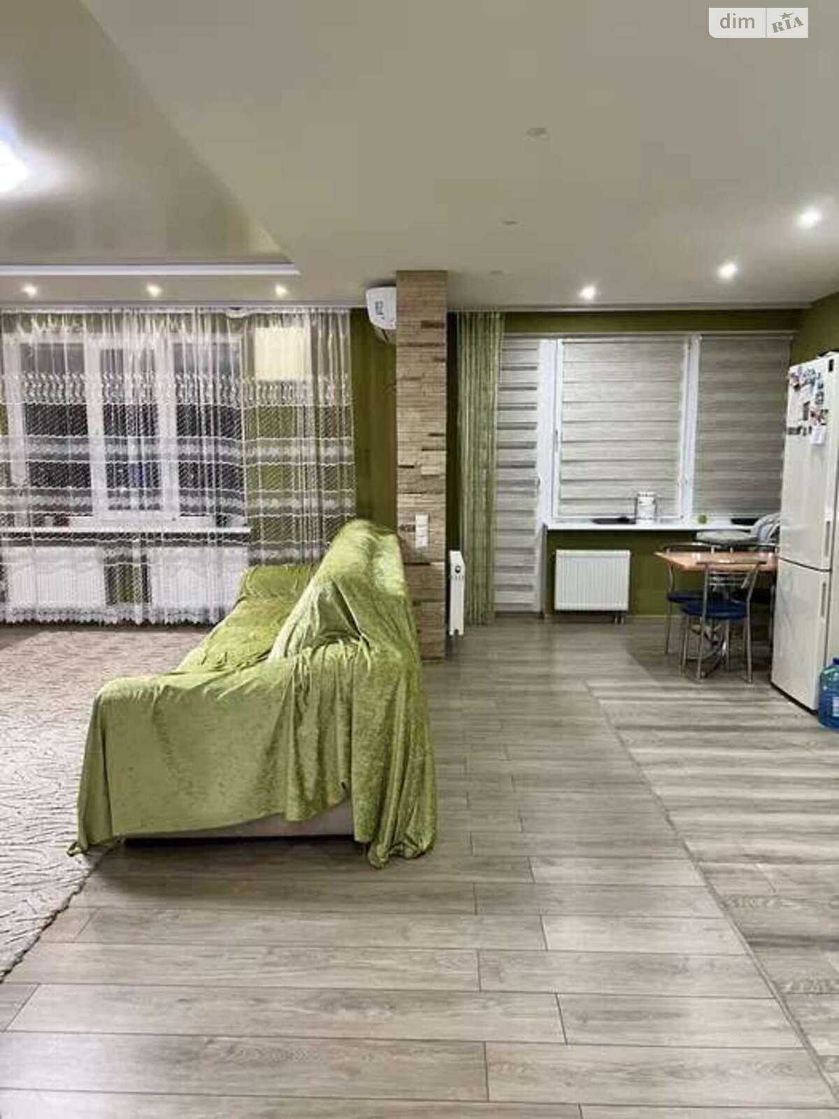 Продаж трикімнатної квартири в Києві, на вул. Данила Щербаківського 52, район Нивки фото 1 Продаж трикімнатної квартири в Києві, на вул. Данила Щербаківського 52, район Нивки фото 1