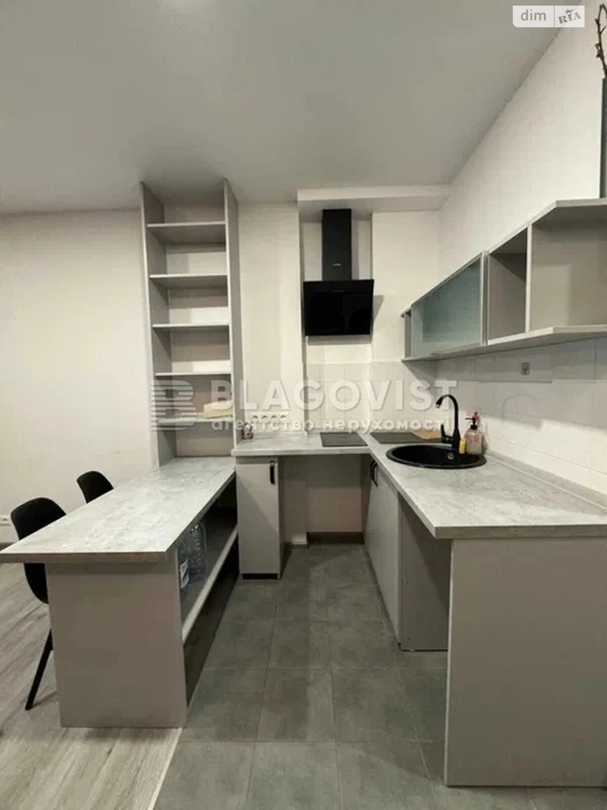 Продажа однокомнатной квартиры в Киеве, на ул. Магистральная 33, район Нивки фото 1 Продажа однокомнатной квартиры в Киеве, на ул. Магистральная 33, район Нивки фото 1