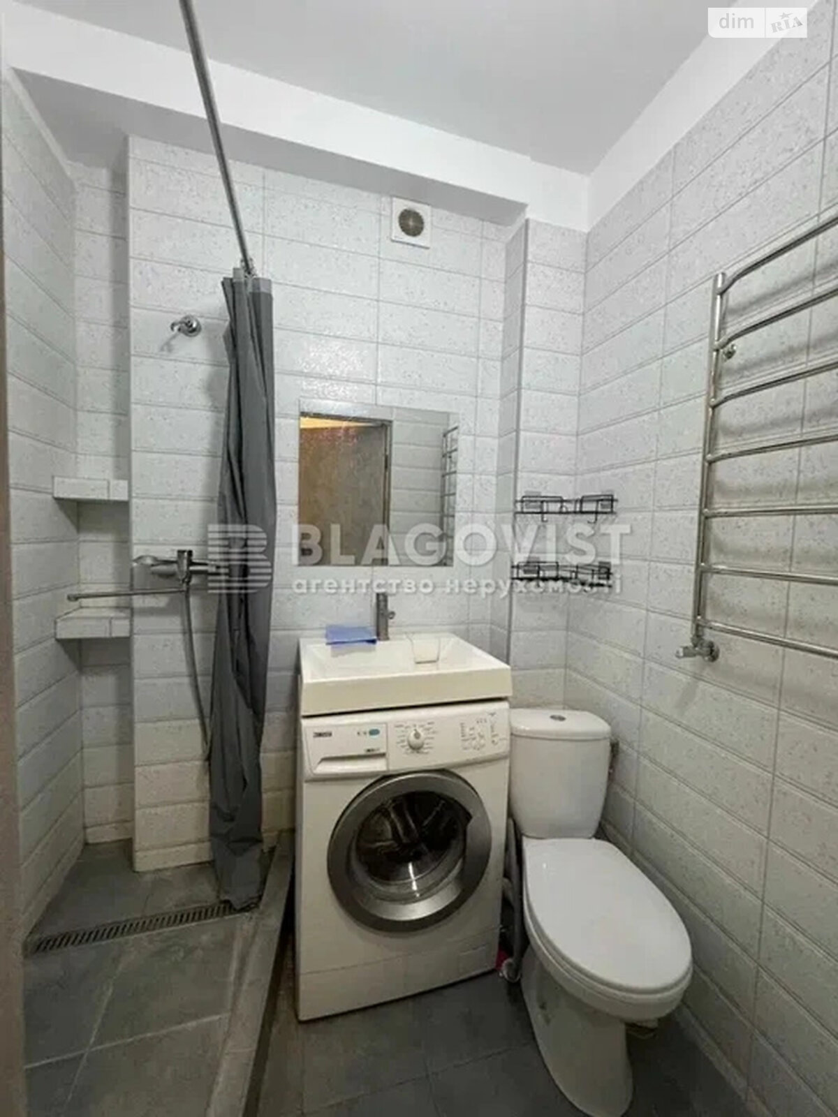 Продажа однокомнатной квартиры в Киеве, на ул. Магистральная 33, район Нивки фото 1 Продажа однокомнатной квартиры в Киеве, на ул. Магистральная 33, район Нивки фото 1