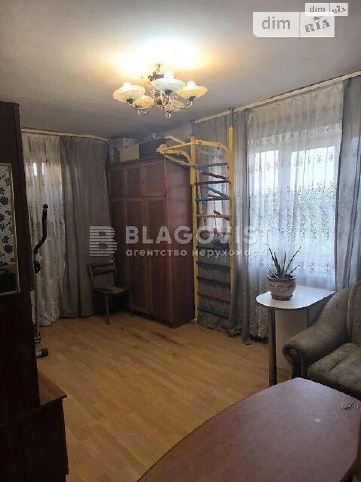 Продаж двокімнатної квартири в Києві, на вул. Марка Безручка 27/3, район Нивки фото 1 Продаж двокімнатної квартири в Києві, на вул. Марка Безручка 27/3, район Нивки фото 1