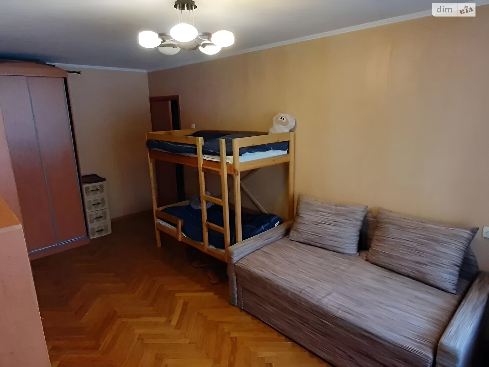 Продаж трикімнатної квартири в Києві, на вул. Івана Виговського 4, район Нивки фото 1 Продаж трикімнатної квартири в Києві, на вул. Івана Виговського 4, район Нивки фото 1