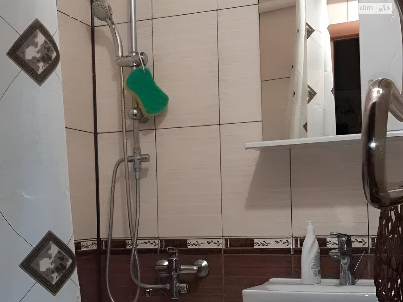 Продаж трикімнатної квартири в Києві, на вул. Івана Виговського 4, район Нивки фото 1 Продаж трикімнатної квартири в Києві, на вул. Івана Виговського 4, район Нивки фото 1