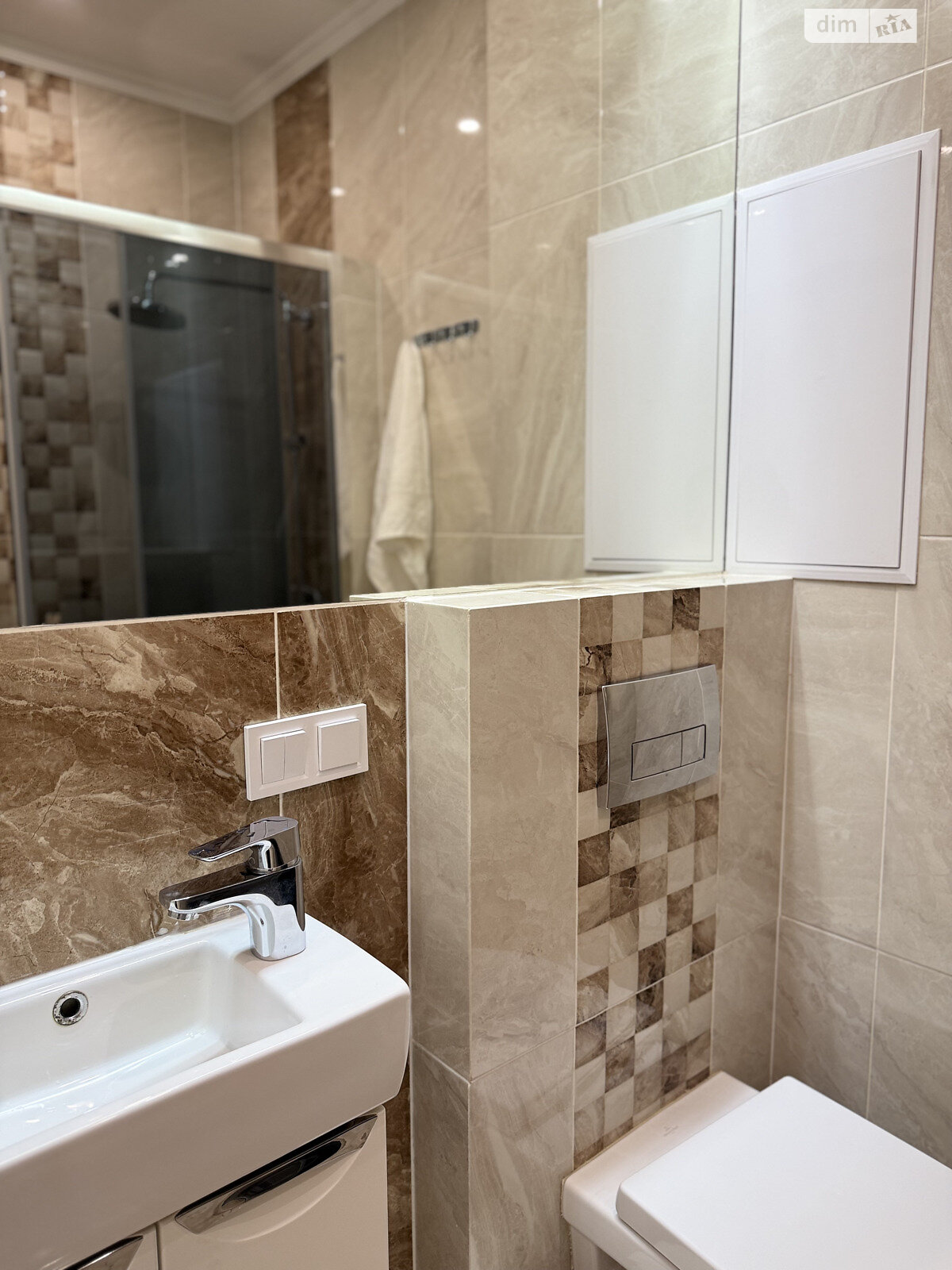Продажа трехкомнатной квартиры в Киеве, на ул. Невская 4Г, район Нивки фото 1 Продажа трехкомнатной квартиры в Киеве, на ул. Невская 4Г, район Нивки фото 1