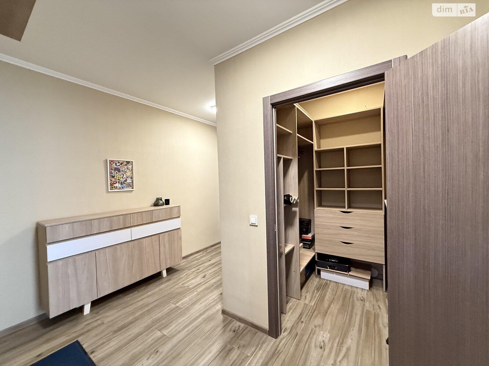 Продаж трикімнатної квартири в Києві, на вул. Нивська 4Г, район Нивки фото 1 Продаж трикімнатної квартири в Києві, на вул. Нивська 4Г, район Нивки фото 1