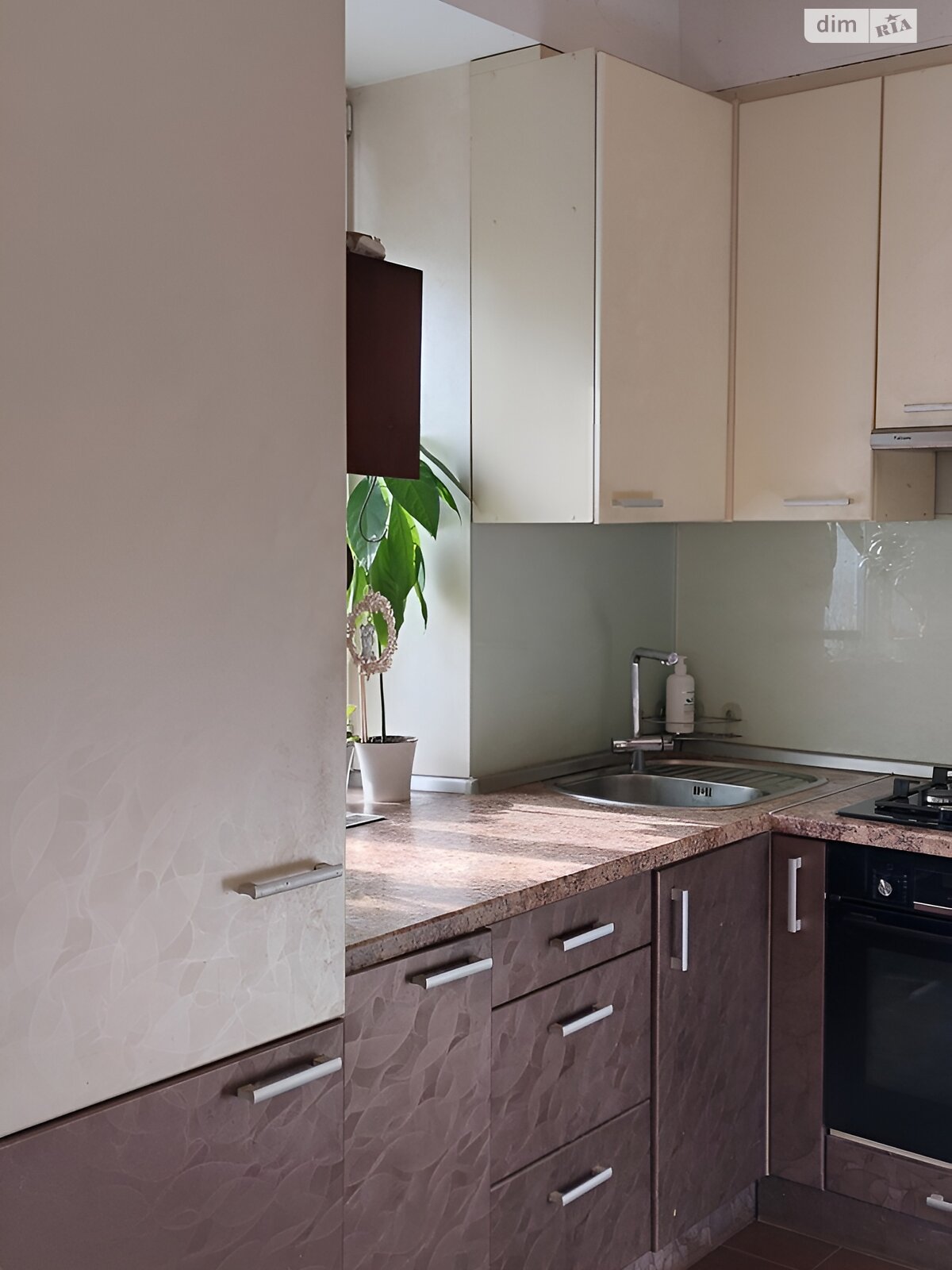 Продажа трехкомнатной квартиры в Киеве, на бул. Павла Вирского 45, район Нивки фото 1 Продажа трехкомнатной квартиры в Киеве, на бул. Павла Вирского 45, район Нивки фото 1