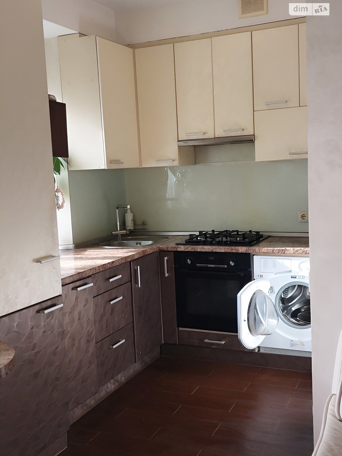 Продажа трехкомнатной квартиры в Киеве, на бул. Павла Вирского 45, район Нивки фото 1 Продажа трехкомнатной квартиры в Киеве, на бул. Павла Вирского 45, район Нивки фото 1