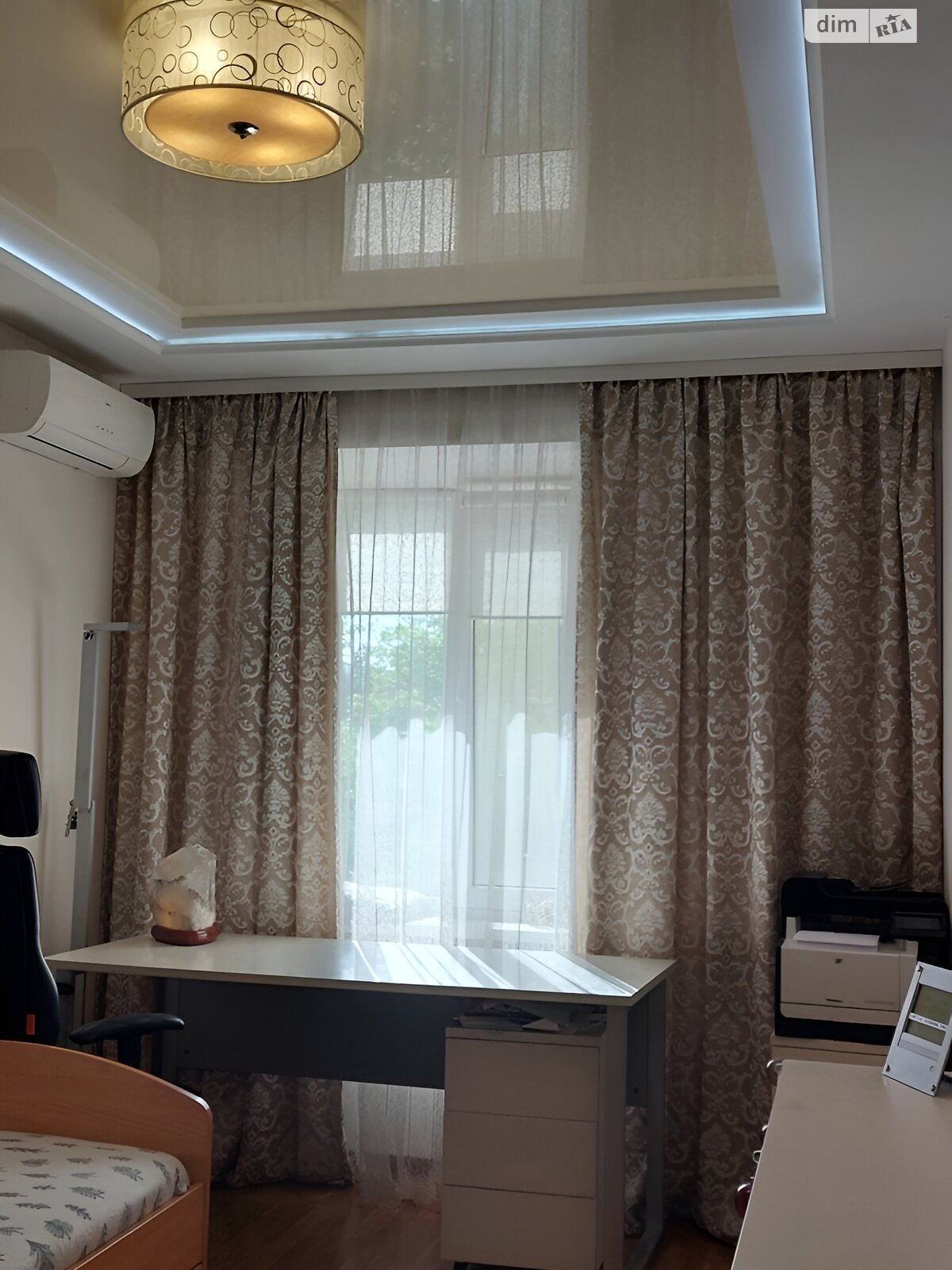 Продажа трехкомнатной квартиры в Киеве, на бул. Павла Вирского 45, район Нивки фото 1 Продажа трехкомнатной квартиры в Киеве, на бул. Павла Вирского 45, район Нивки фото 1