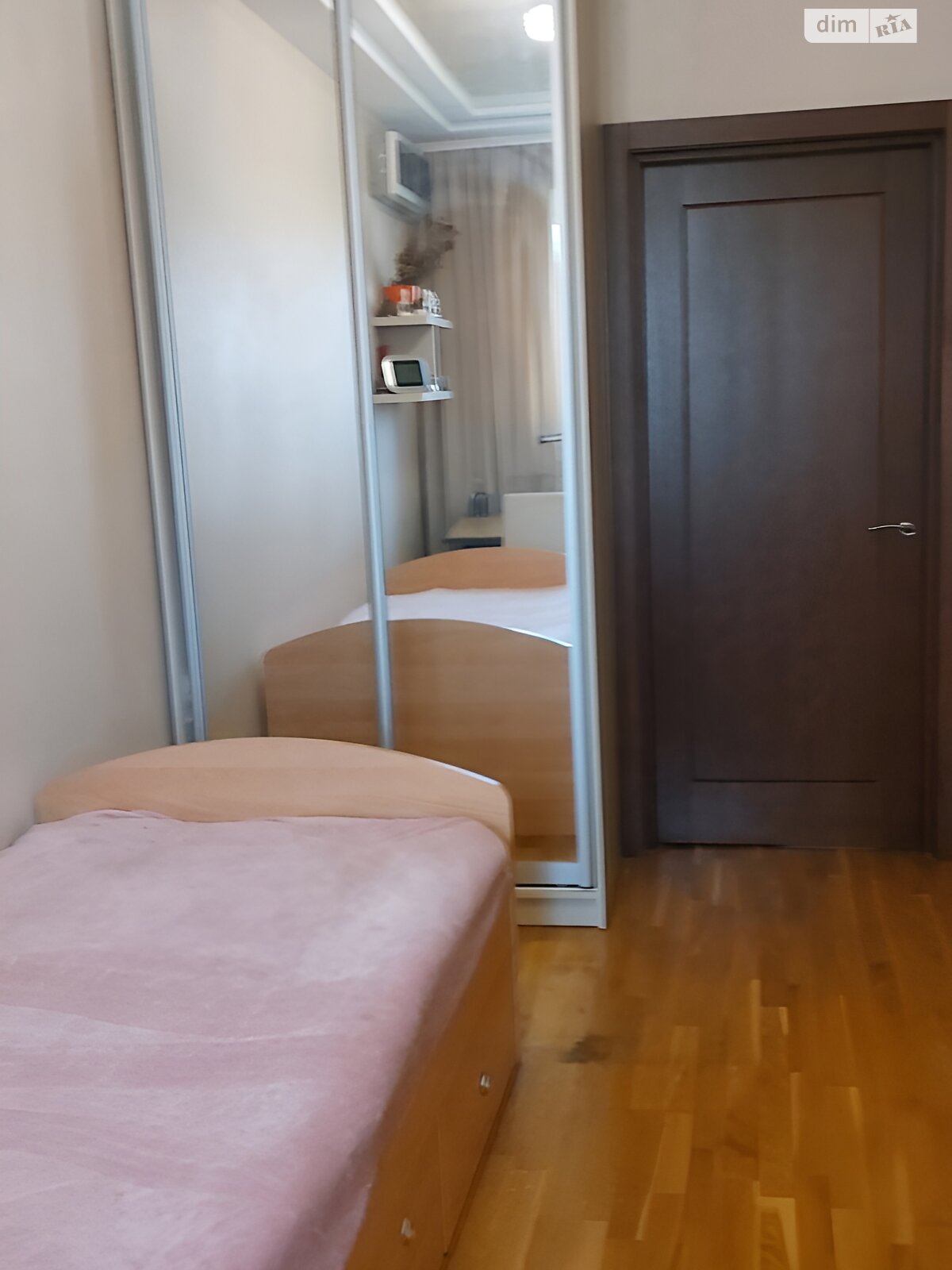 Продажа трехкомнатной квартиры в Киеве, на бул. Павла Вирского 45, район Нивки фото 1 Продажа трехкомнатной квартиры в Киеве, на бул. Павла Вирского 45, район Нивки фото 1