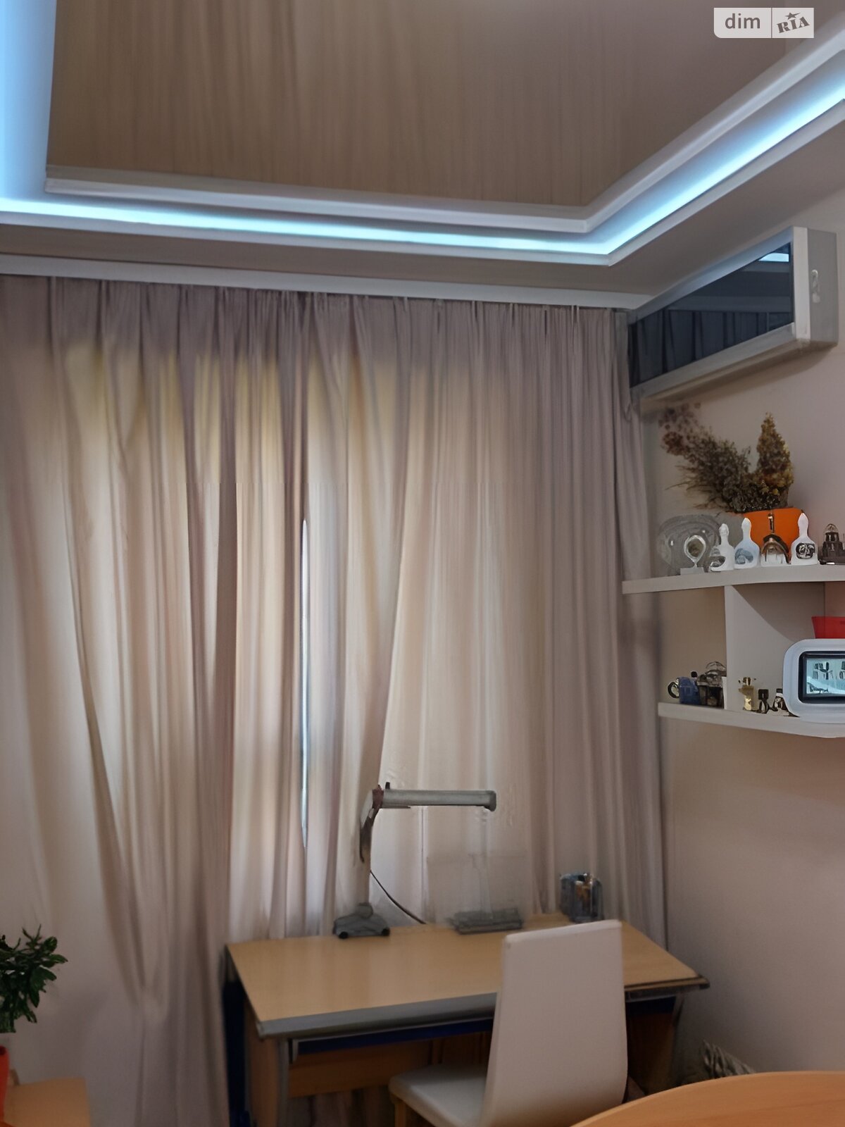Продаж трикімнатної квартири в Києві, на бул. Павла Вірського 2, район Нивки фото 1 Продаж трикімнатної квартири в Києві, на бул. Павла Вірського 2, район Нивки фото 1