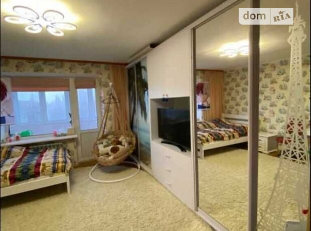 Продажа четырехкомнатной квартиры в Киеве, на ул. Салютная 4a, район Нивки фото 1 Продажа четырехкомнатной квартиры в Киеве, на ул. Салютная 4a, район Нивки фото 1