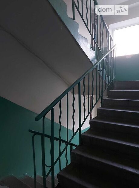 Продажа четырехкомнатной квартиры в Киеве, на ул. Салютная 4a, район Нивки фото 1 Продажа четырехкомнатной квартиры в Киеве, на ул. Салютная 4a, район Нивки фото 1