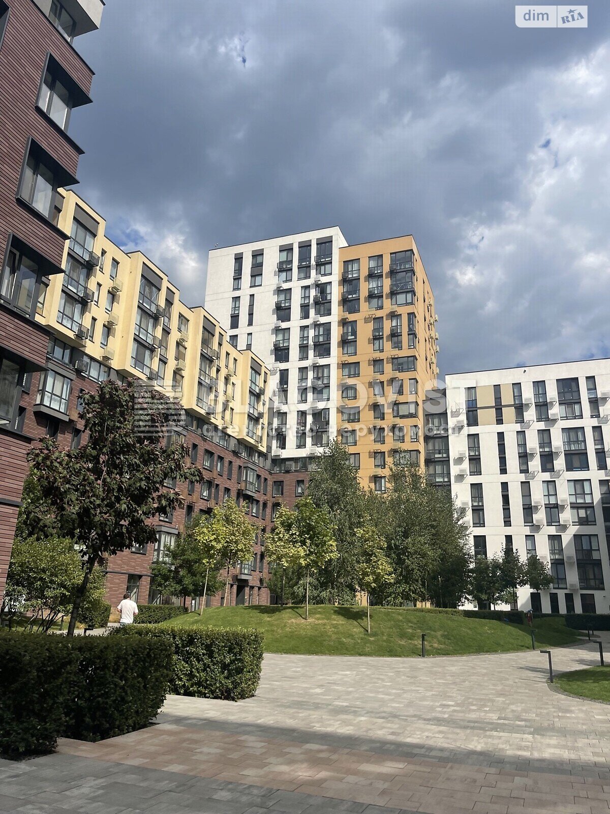 Продажа двухкомнатной квартиры в Киеве, на ул. Салютная 2Б, район Нивки фото 1 Продажа двухкомнатной квартиры в Киеве, на ул. Салютная 2Б, район Нивки фото 1